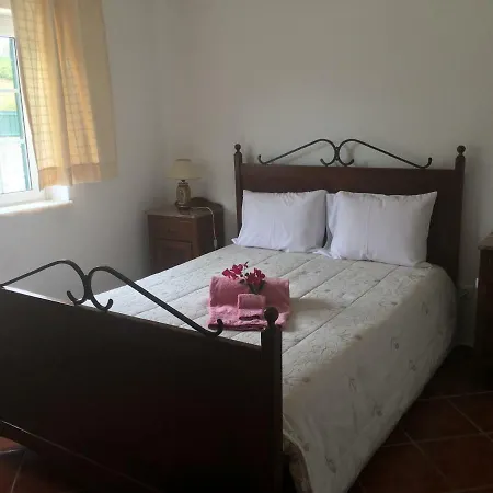 Nana's - Ericeira Friends & Family House