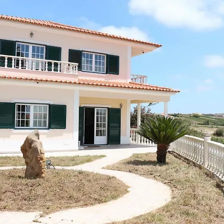 Nana's - Ericeira Friends & Family House