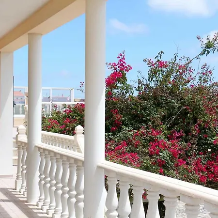 Nana's - Ericeira Friends & Family House * Encarnacao